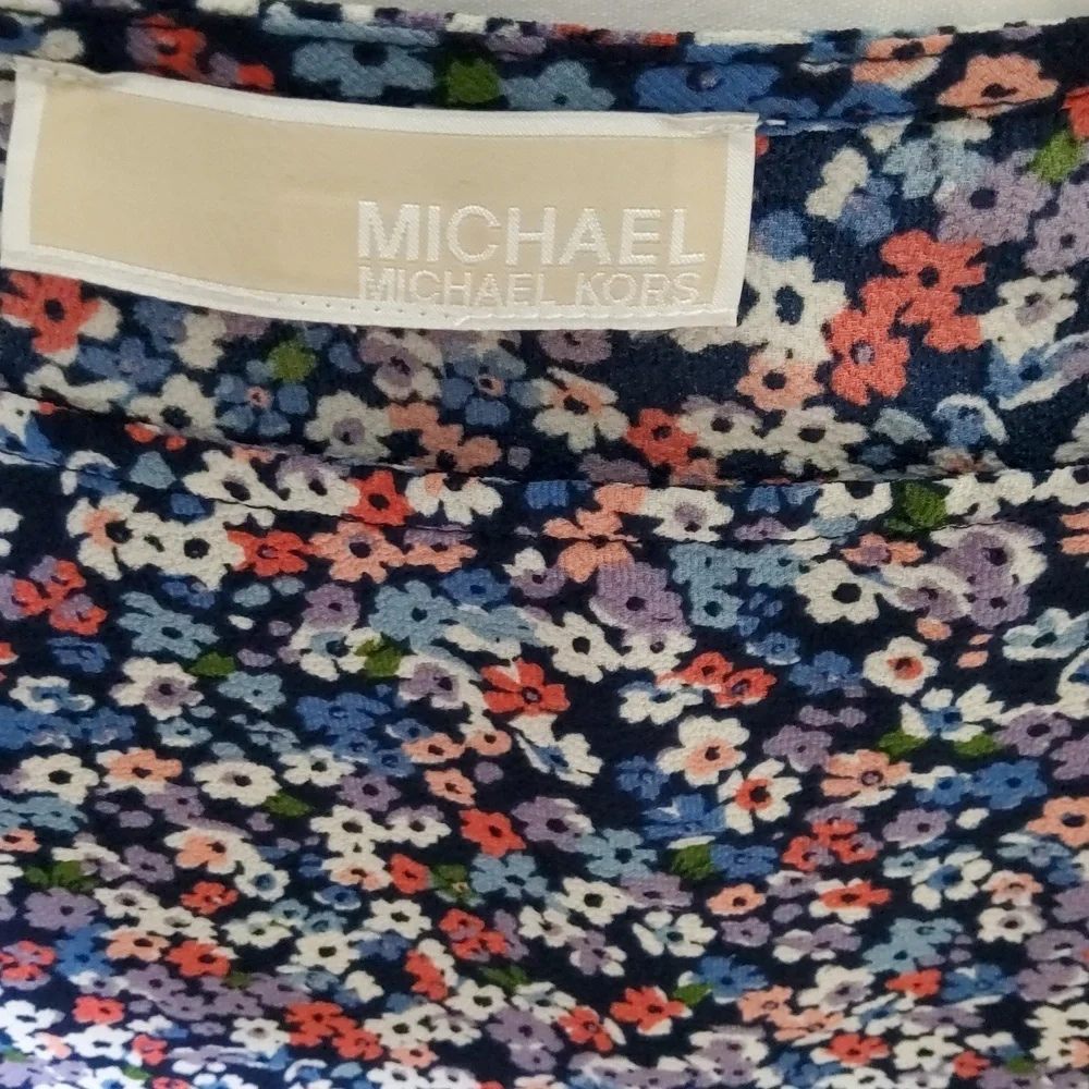 Michael Kors Floral Women's Top Missing Size Tag Pit-pit Flat 32